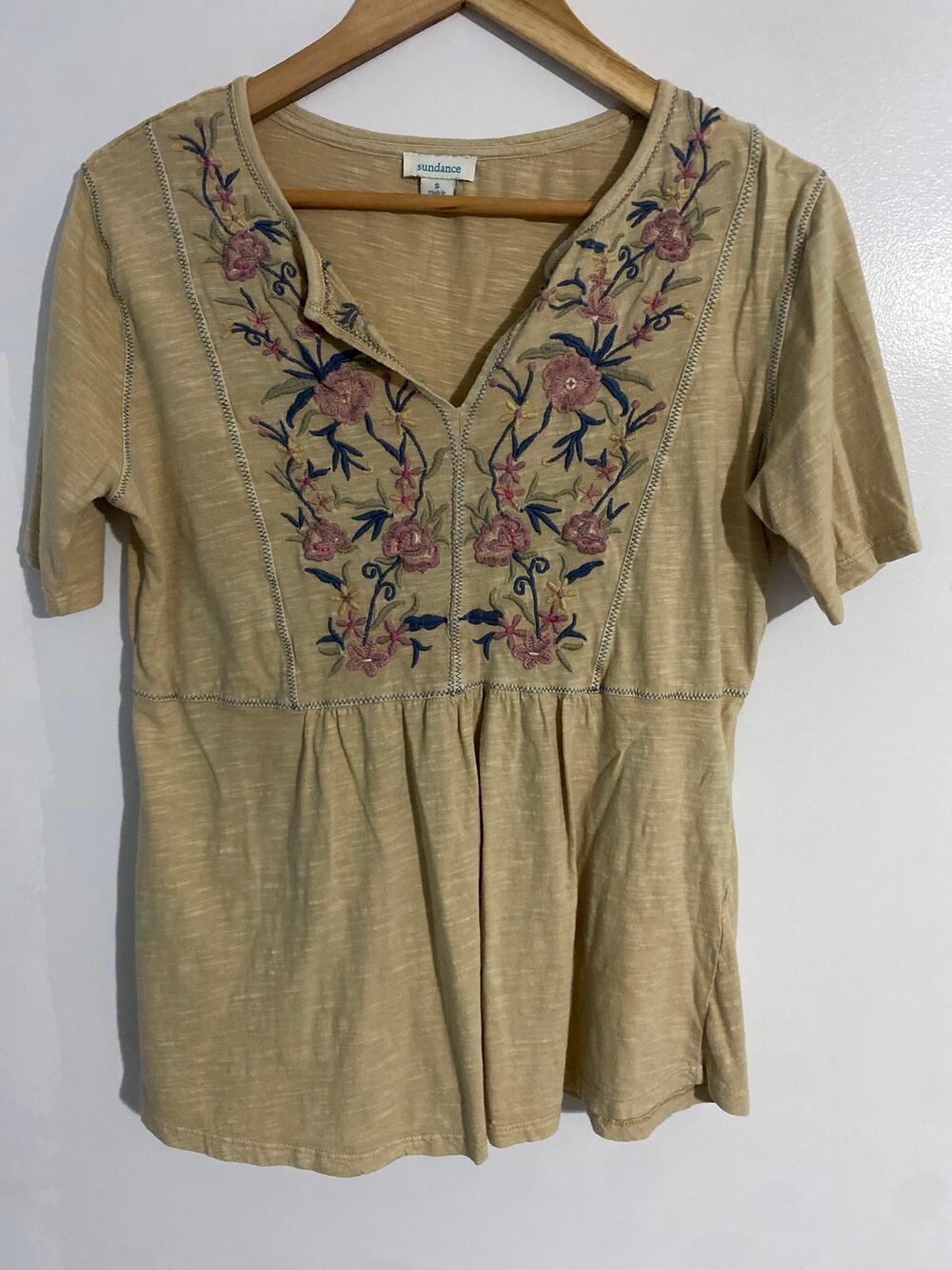 Sundance embroidered shirt women’s size S tan